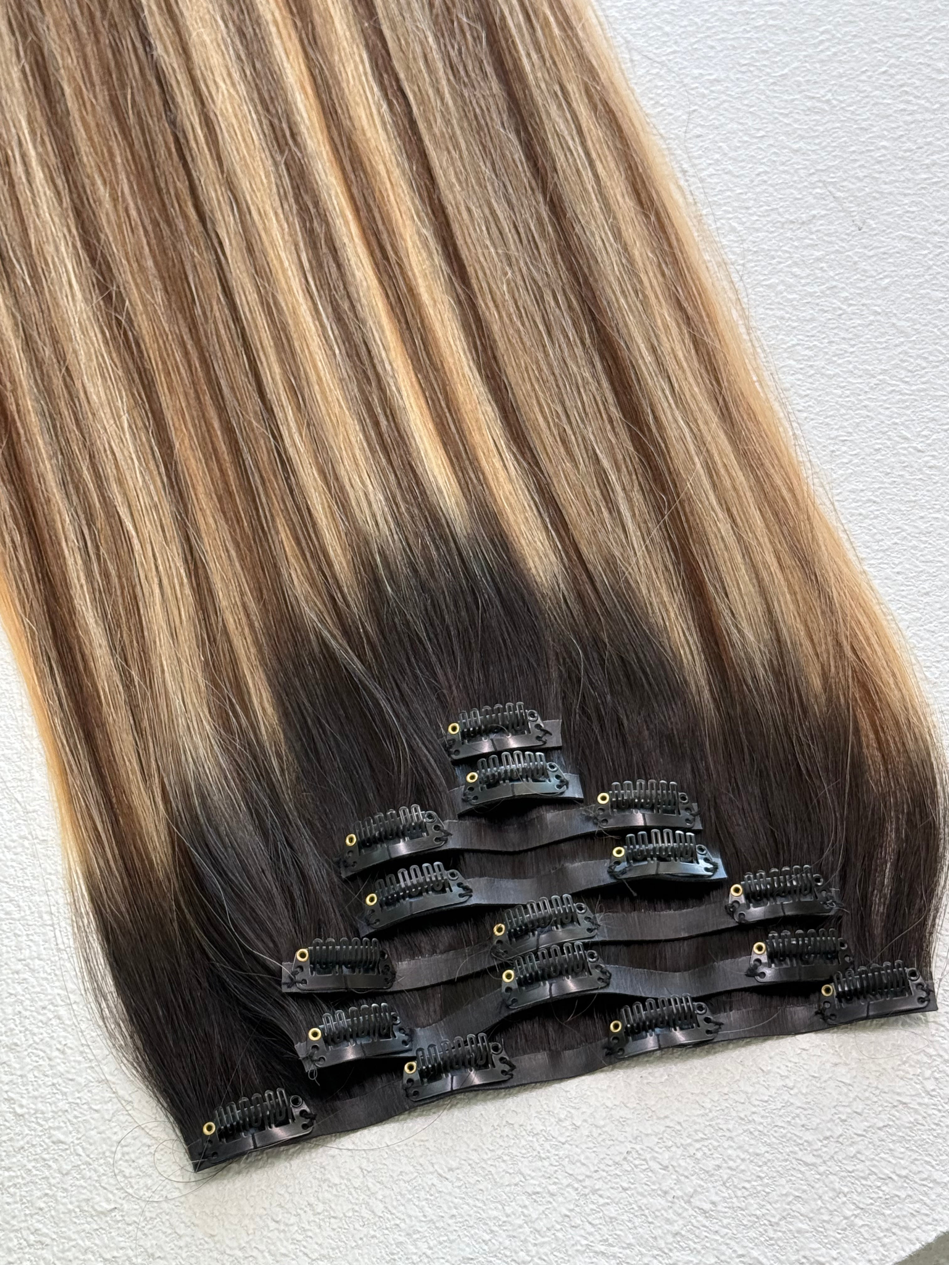 20" DELUXE CLIP IN'S